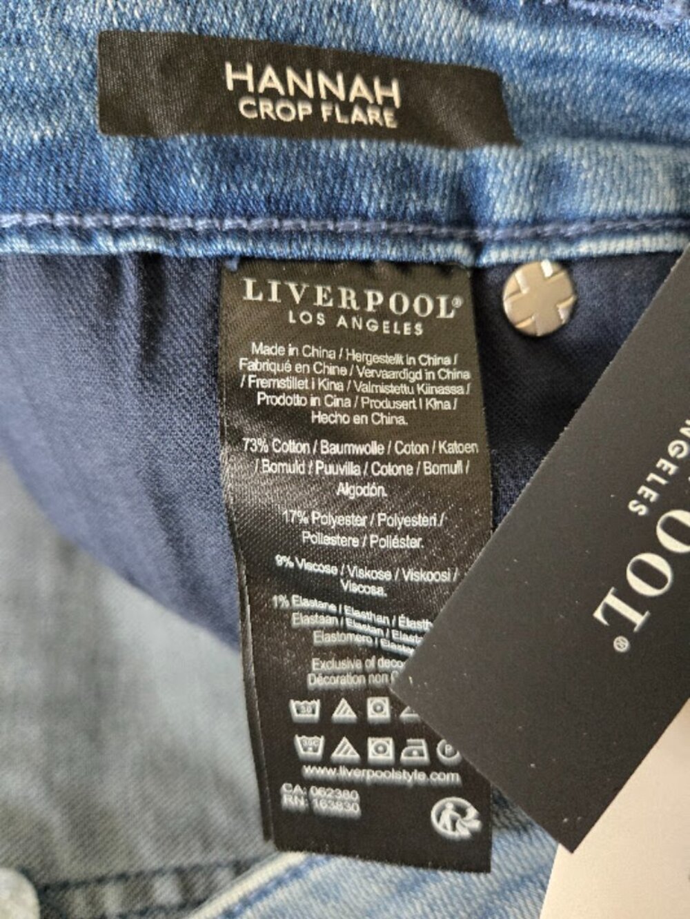 LIVERPOOL Los Angeles Women's Hannah Crop Jeans Crochet Hem Blue Size 8/29 NWT - Picture 7 of 8